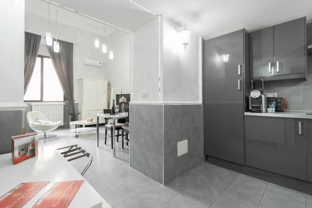 Suite Apartments Angioini ナポリ エクステリア 写真