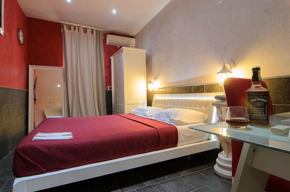 Suite Apartments Angioini ナポリ エクステリア 写真